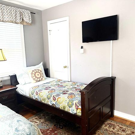 Lg Central Location Free Parking Fenced Yard Fire-Pit Richmond Exterior foto